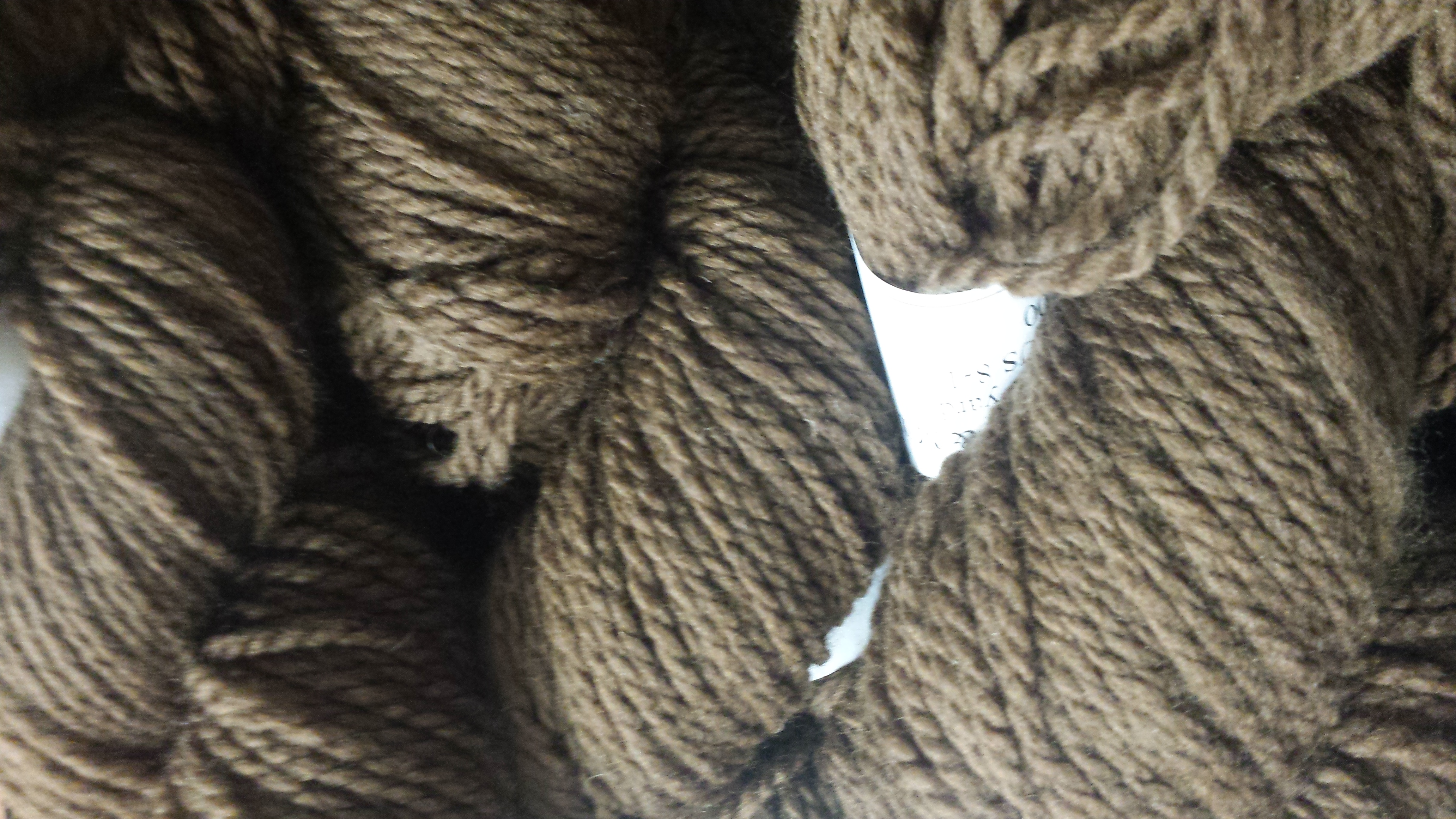 Winter Garden Farms Romeldale Aran - 4 oz - 156 Yards Winter Garden Farms Romeldale Aran - 4 oz - 156 Yards